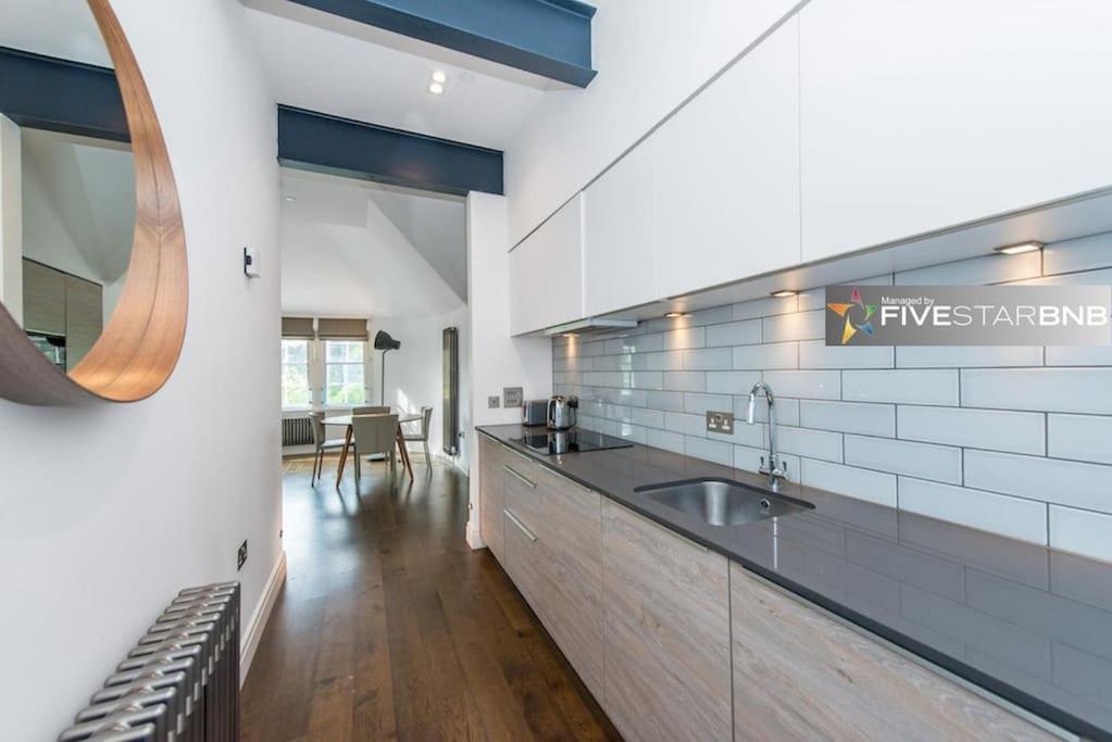 Cool Urban Apartment With Stunning Castle Views EDI Buitenkant foto
