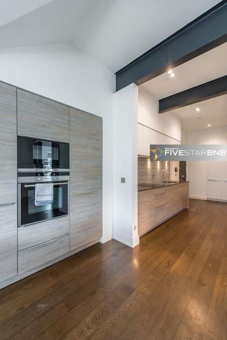 Cool Urban Apartment With Stunning Castle Views EDI Buitenkant foto