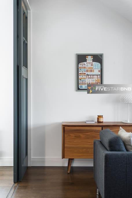 Cool Urban Apartment With Stunning Castle Views EDI Buitenkant foto