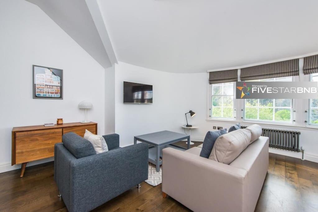 Cool Urban Apartment With Stunning Castle Views EDI Buitenkant foto